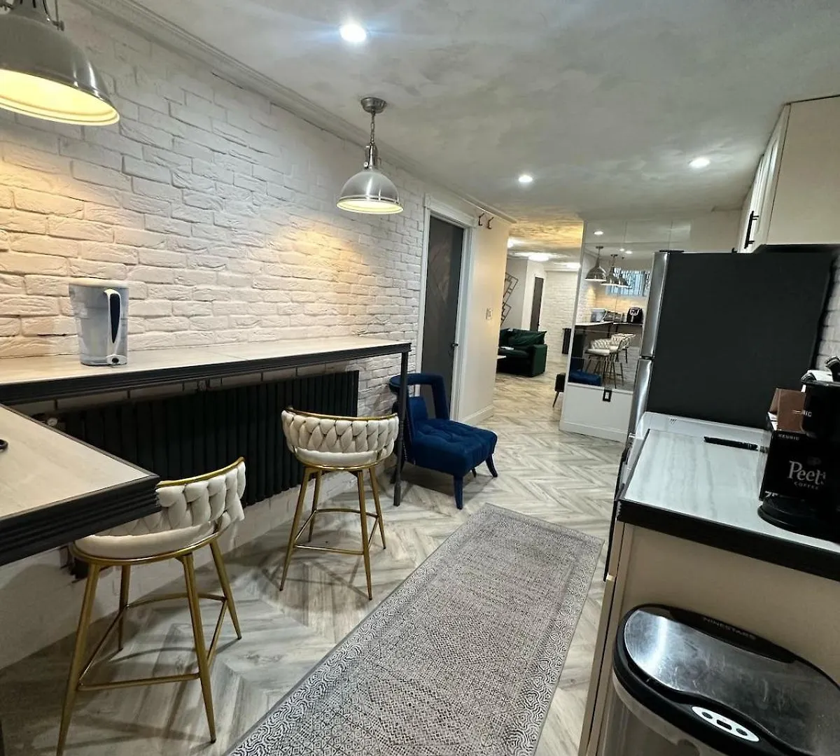 Apartment Brooklyn Brownsville Bomber New York United States